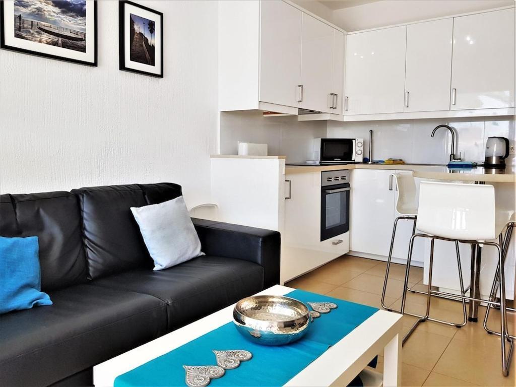 Edificio Verdemar - Stunning 1 Bed Apartment With Pool & Sea Views Nerja Exterior photo