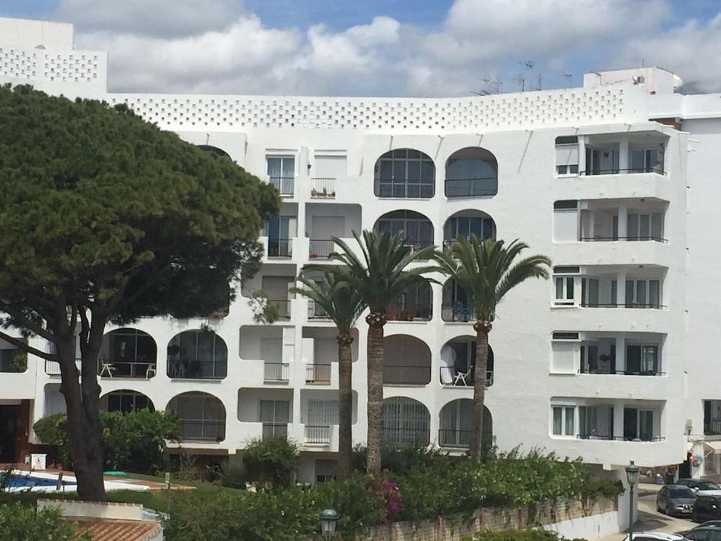 Edificio Verdemar - Stunning 1 Bed Apartment With Pool & Sea Views Nerja Exterior photo