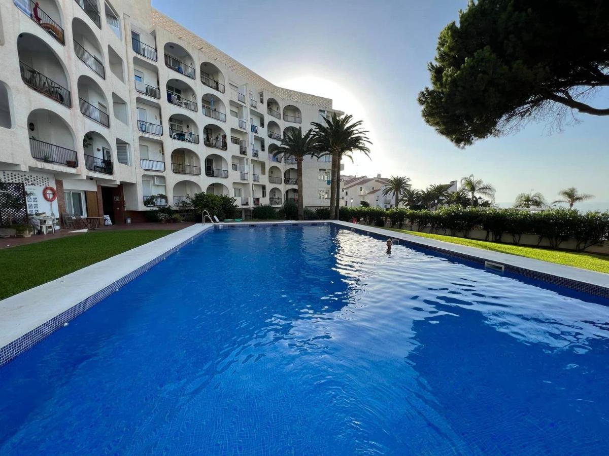 Edificio Verdemar - Stunning 1 Bed Apartment With Pool & Sea Views Nerja Exterior photo